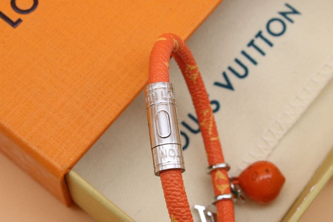 Louis Vuitton Hang It Fruits Orange 18K Gold Bracelet