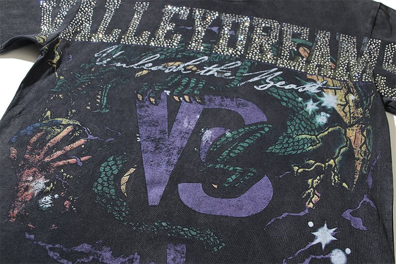 VALE USA Rhinestone Graphic Washed Black T-Shirt — detail