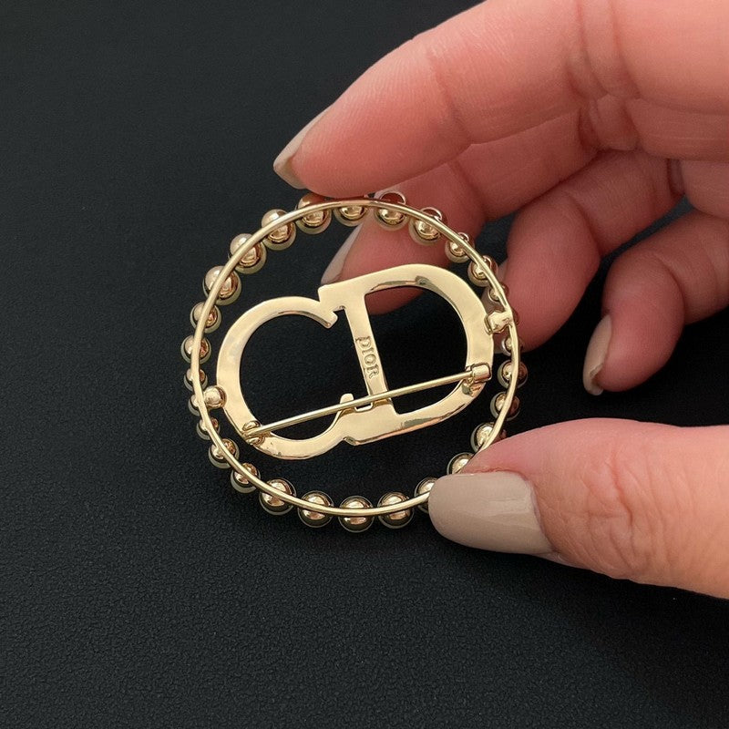 Dior Pearls 18K Gold Brooch