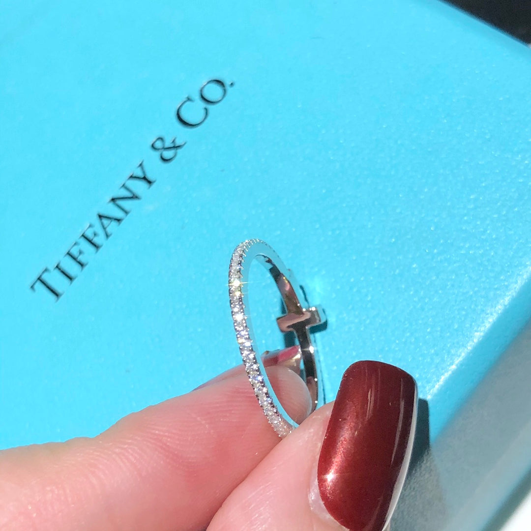 Tiffany Diamond Wire 18K Gold Ring