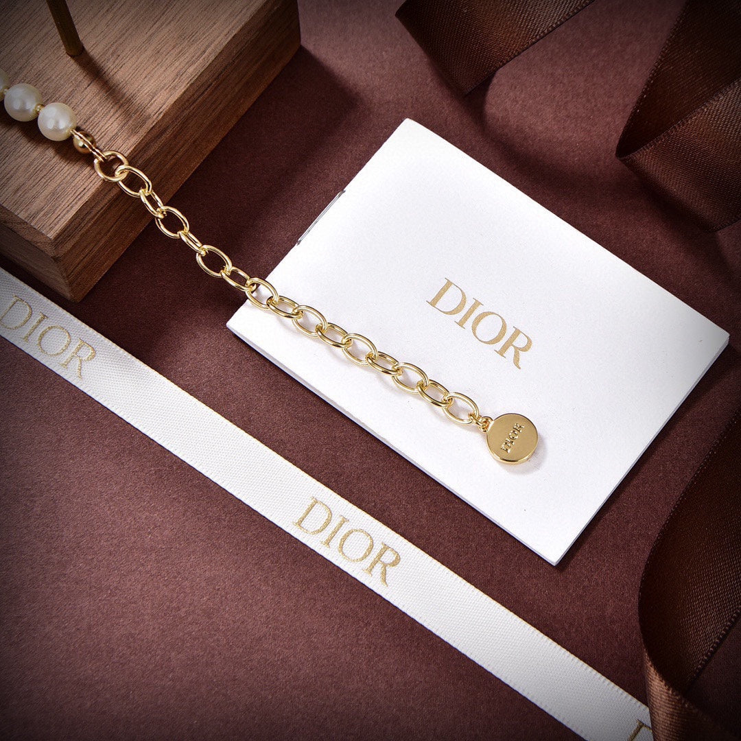 Dior Pearls 18K Gold Necklace